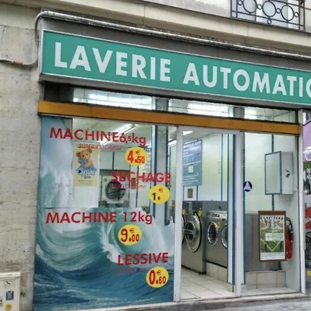 6 Paris
